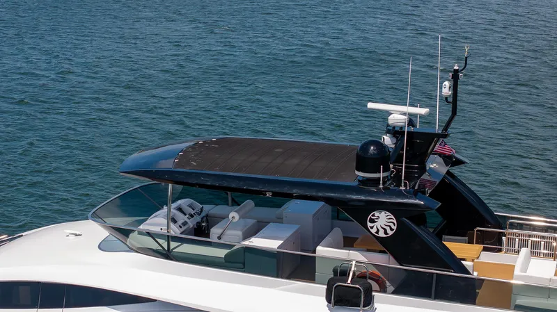 Sea Metri V Yacht Photos Pics Luxury Amer 94 yacht on water, 2017 model, sleek design, modern amenities.