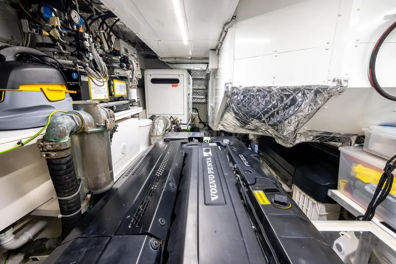 Sea Metri V Yacht Photos Pics 