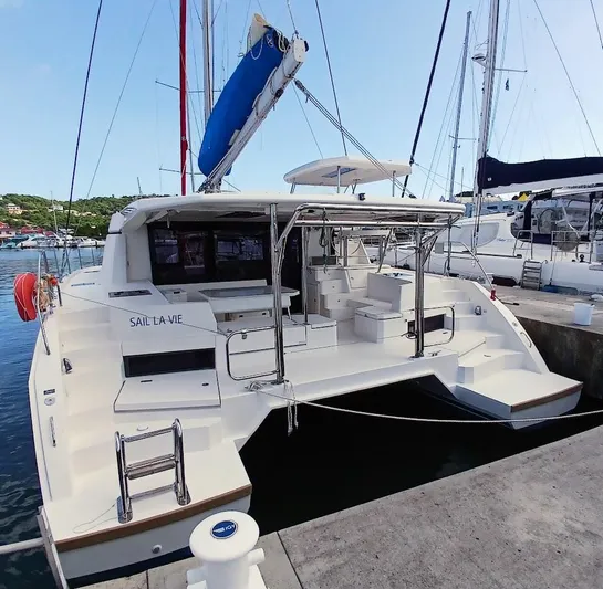 Sail La Vie Yacht Photos Pics 