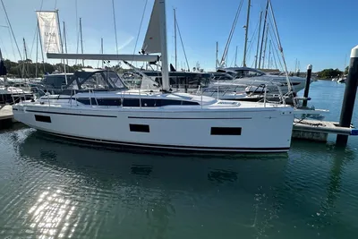 Bavaria C38