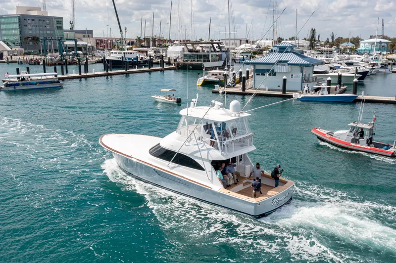 Nomad Yacht Photos Pics 