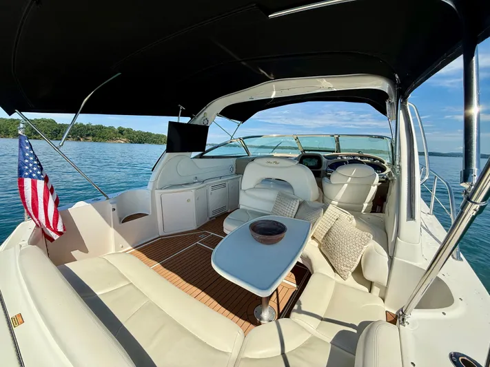  Yacht Photos Pics 1999 SEA RAY 380 SUNDANCER - Image 8