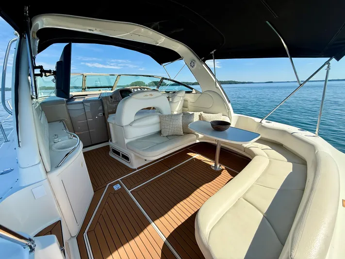  Yacht Photos Pics 1999 SEA RAY 380 SUNDANCER - Image 9