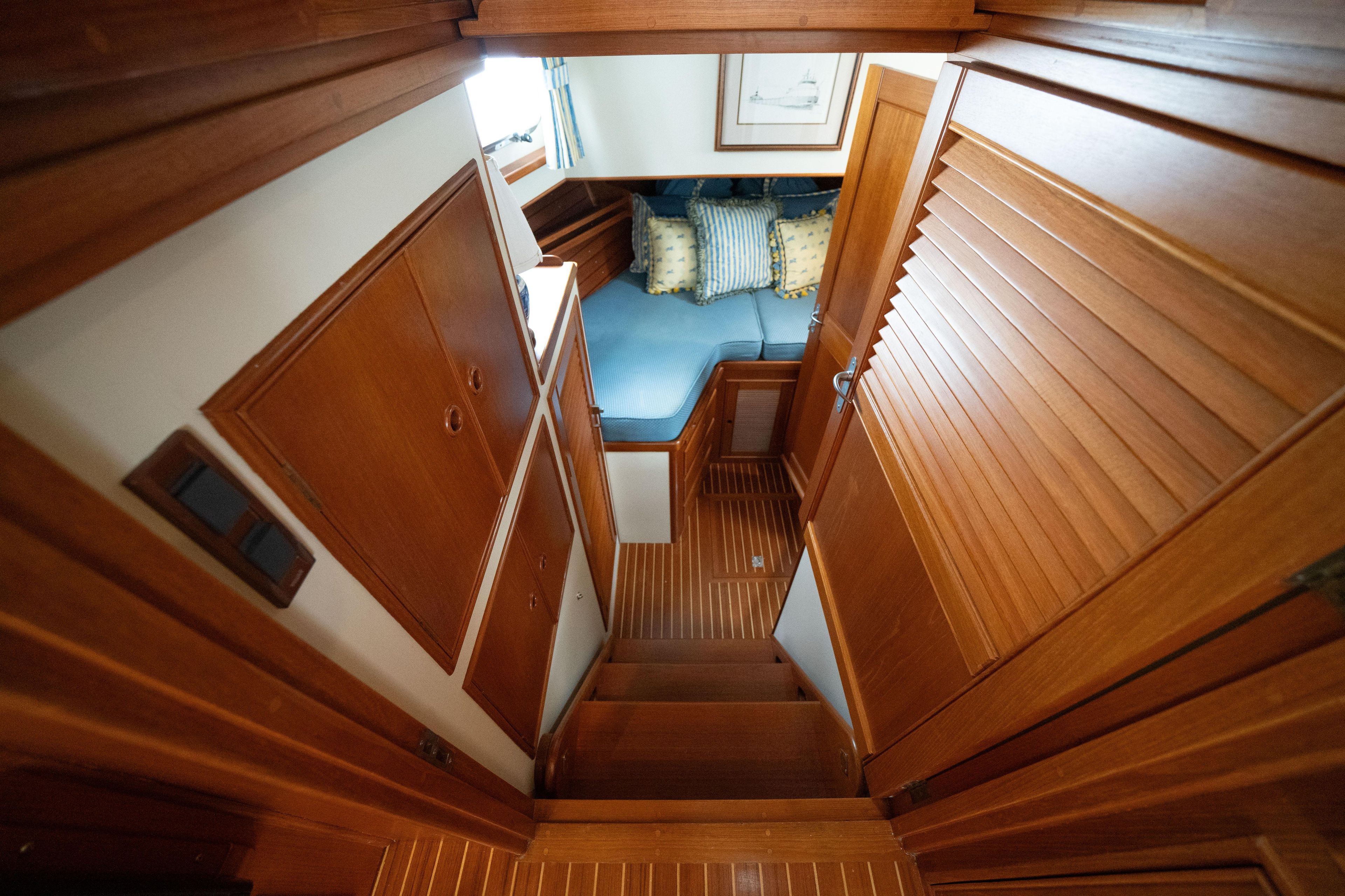 Yacht