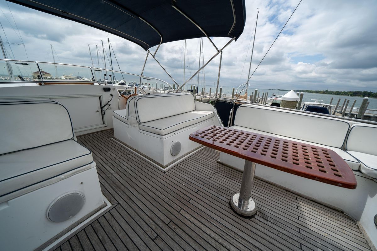 2001 Grand Banks 42 