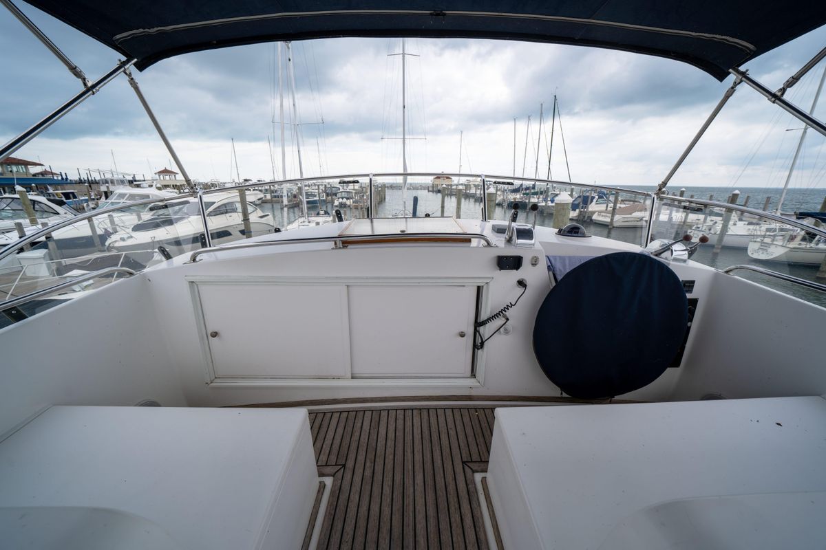 2001 Grand Banks 42 