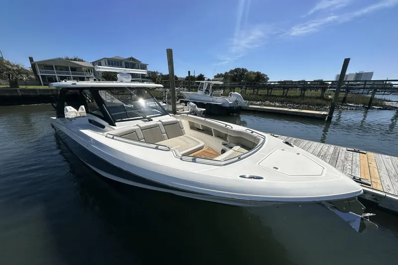 Stock Number 213279 Yacht Photos Pics 