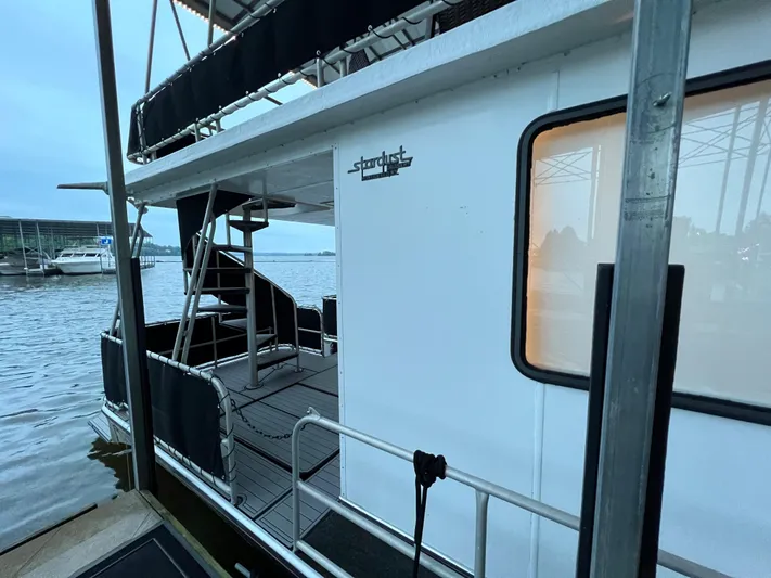 The Elegant Lady Yacht Photos Pics 