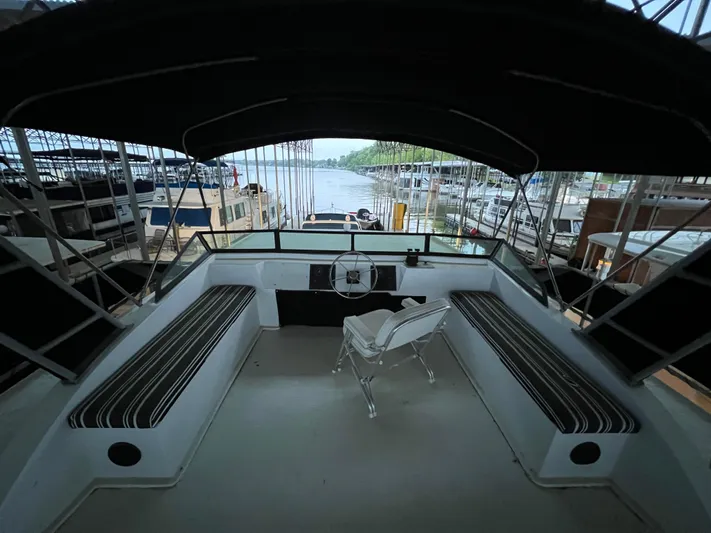 The Elegant Lady Yacht Photos Pics 