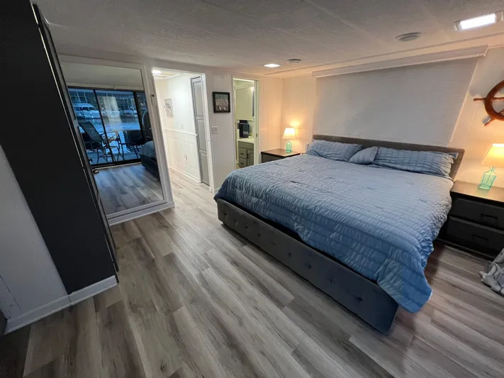 The Elegant Lady Yacht Photos Pics 