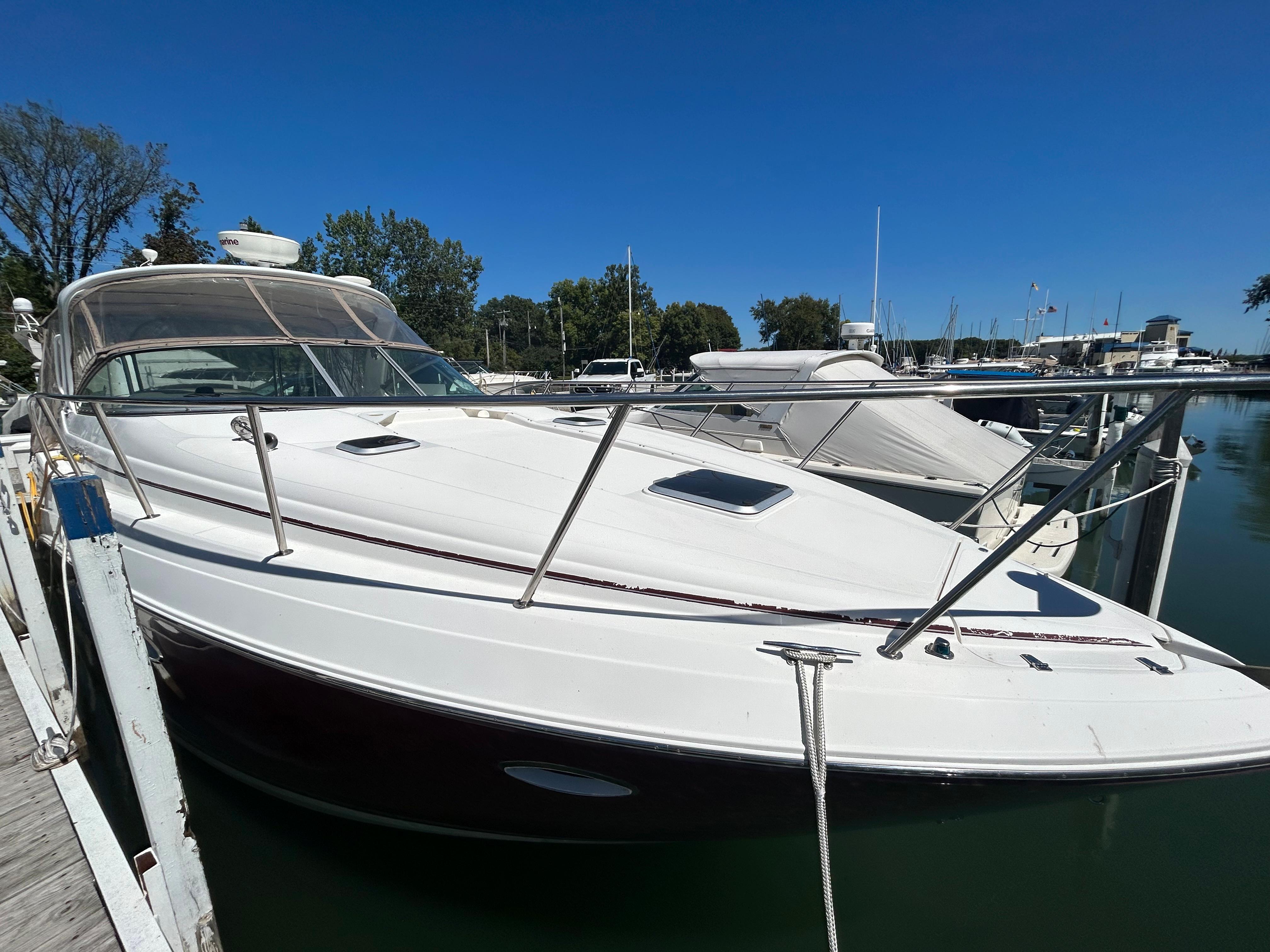 2008 Rinker 350 Express Cruiser Cruiser for sale - YachtWorld