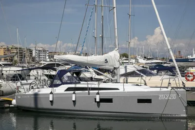 2023 Beneteau Oceanis 34.1