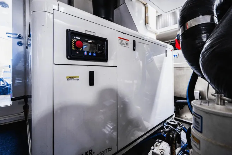 Surplus Lines Yacht Photos Pics 