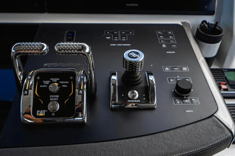 Surplus Lines Yacht Photos Pics 