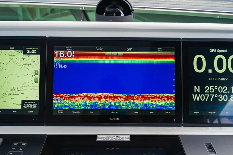 Surplus Lines Yacht Photos Pics 