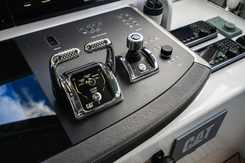 Surplus Lines Yacht Photos Pics 