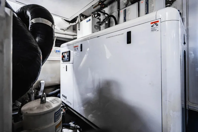 Surplus Lines Yacht Photos Pics 