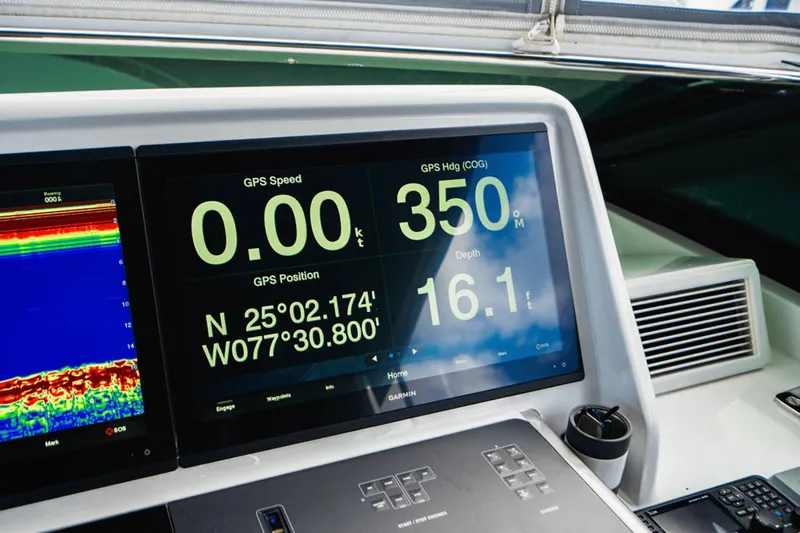 Surplus Lines Yacht Photos Pics 