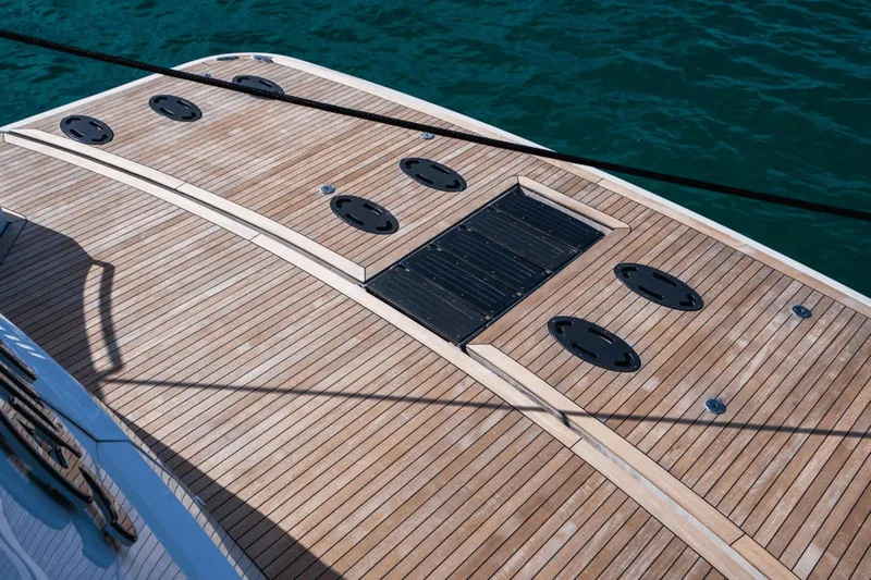 Surplus Lines Yacht Photos Pics 