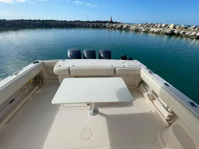 Bona Vita Yacht Photos Pics Cockpit Table Facing Aft