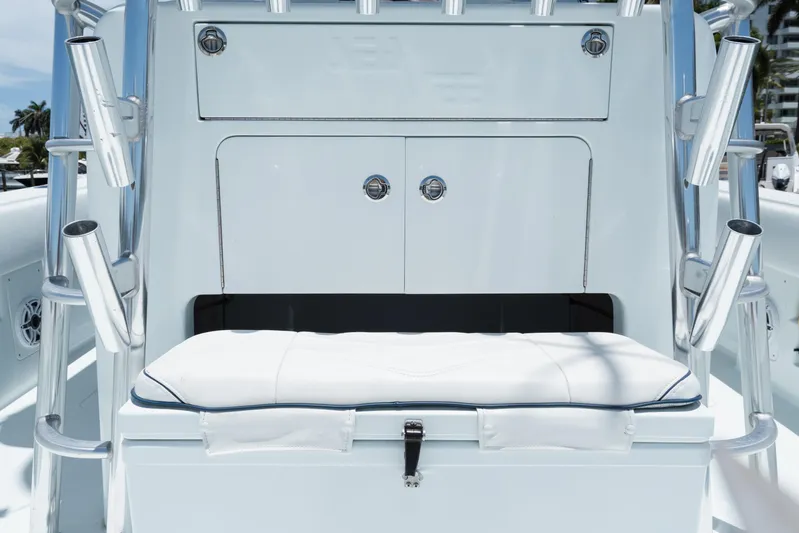  Yacht Photos Pics 2017 SeaVee Z39 boat interior with rod holders and cushioned seating.