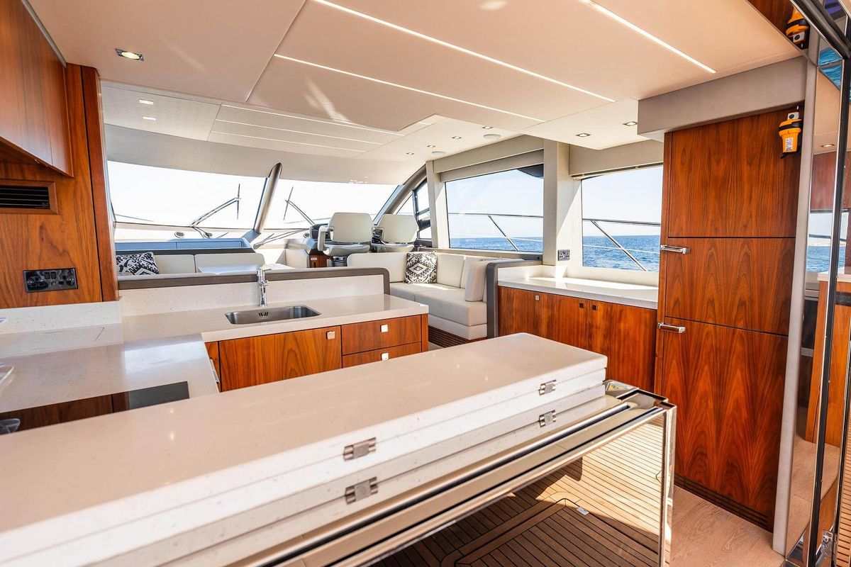 2020 Sunseeker 52 