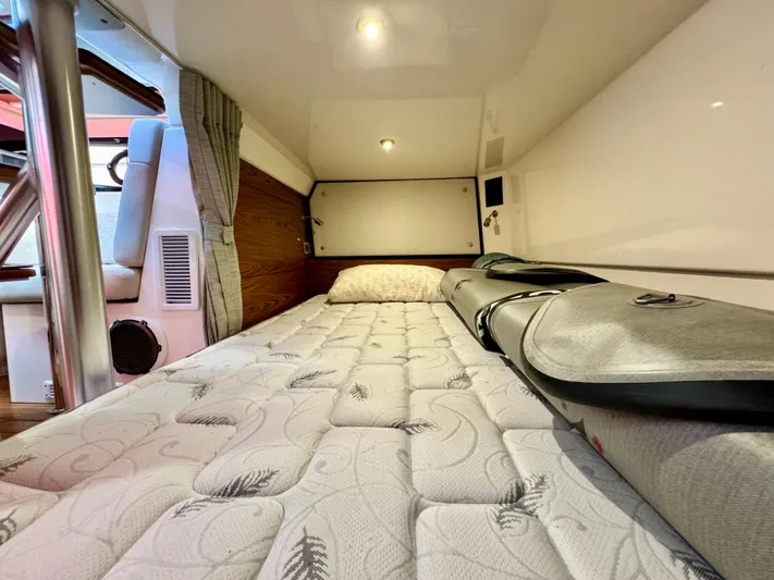 Days Ahead Yacht Photos Pics 