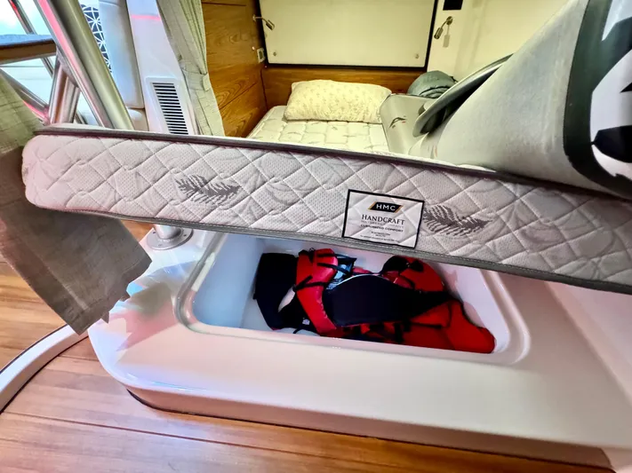 Days Ahead Yacht Photos Pics 