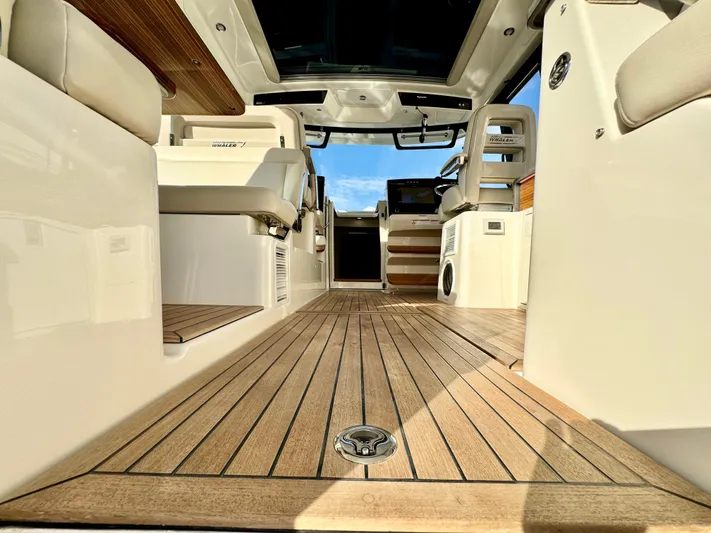 Days Ahead Yacht Photos Pics 