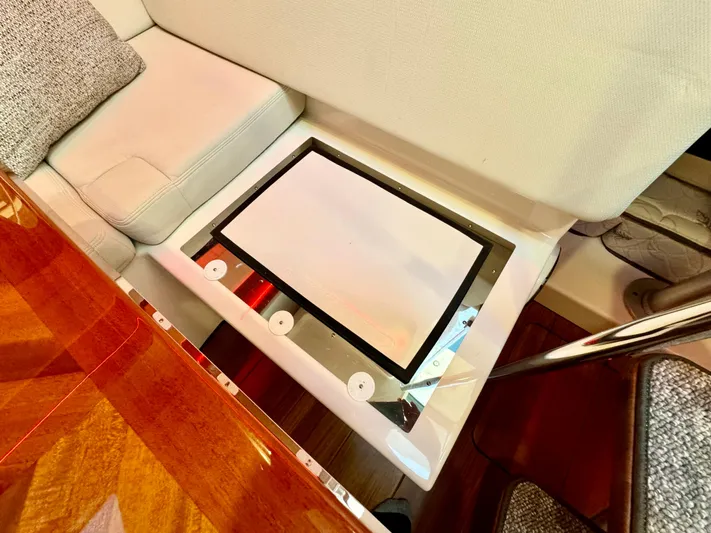 Days Ahead Yacht Photos Pics 