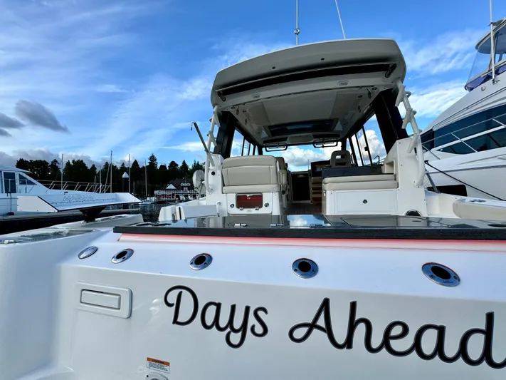 Days Ahead Yacht Photos Pics 