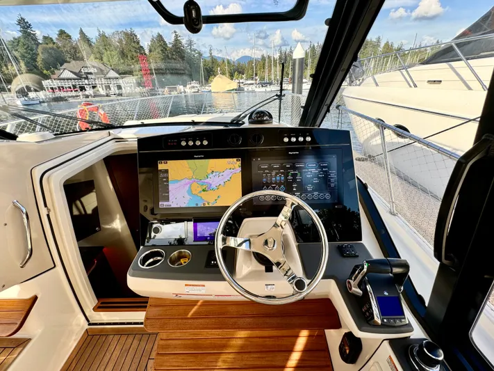 Days Ahead Yacht Photos Pics 