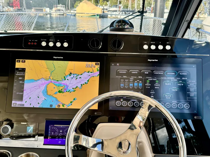 Days Ahead Yacht Photos Pics 