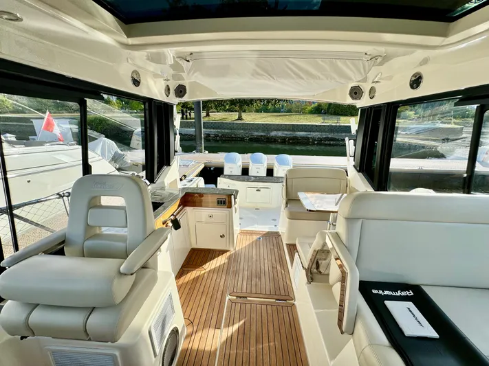 Days Ahead Yacht Photos Pics 