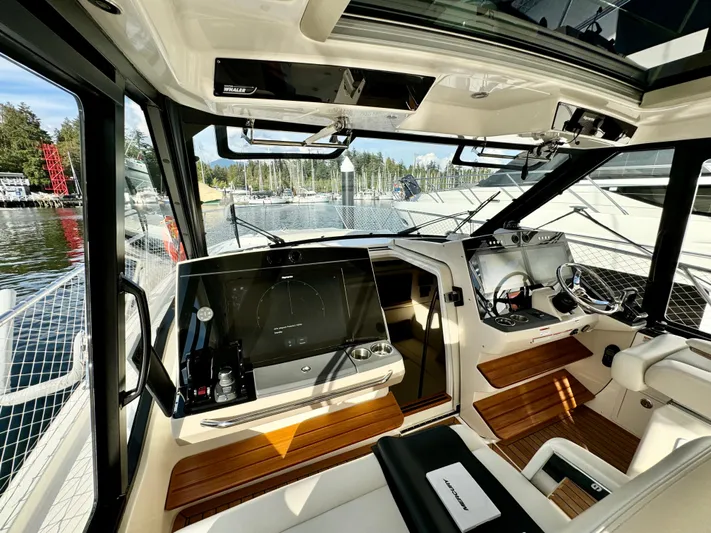 Days Ahead Yacht Photos Pics 