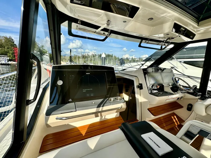 Days Ahead Yacht Photos Pics 