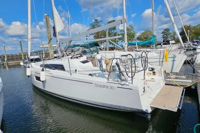 Beneteau Oceanis 30.1