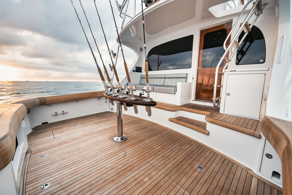 2020 Hatteras 59 