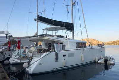 Lagoon 450 F