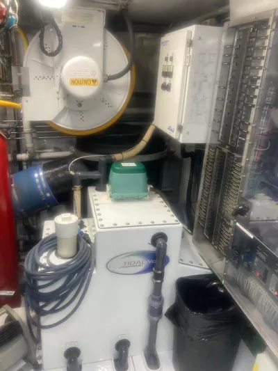 Silver Seas Yacht Photos Pics Engine room of a 1998 Burger Raised Pilothouse yacht with technical equipment.