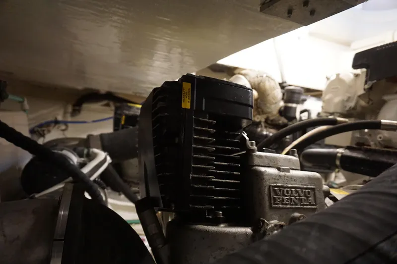 The Pearl Yacht Photos Pics Engine room of 2007 Tiara Yachts 3900 with Volvo Penta components.