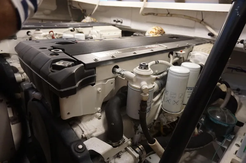 The Pearl Yacht Photos Pics Engine compartment of a 2007 Tiara Yachts 3900, showcasing detailed mechanical components.