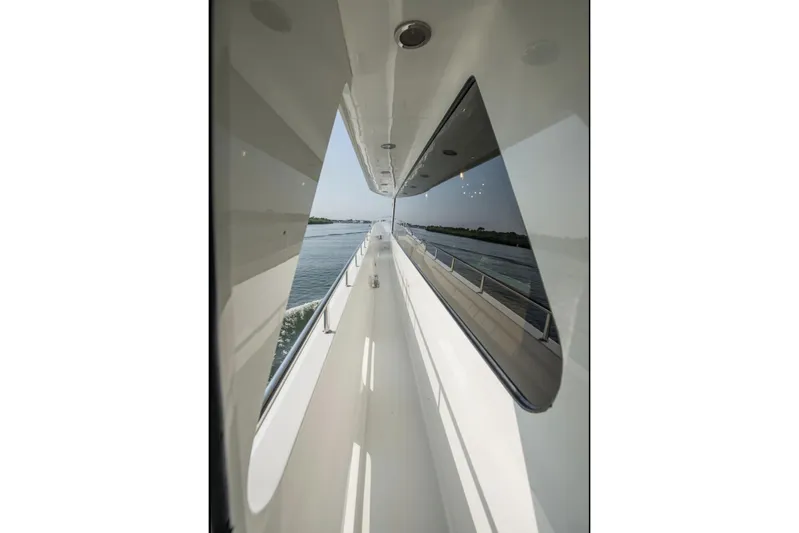 Footloose Yacht Photos Pics Cheoy Lee 95 FOOTLOOSE - Exterior