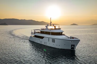 Custom Aydos Yat Sanayi 100'