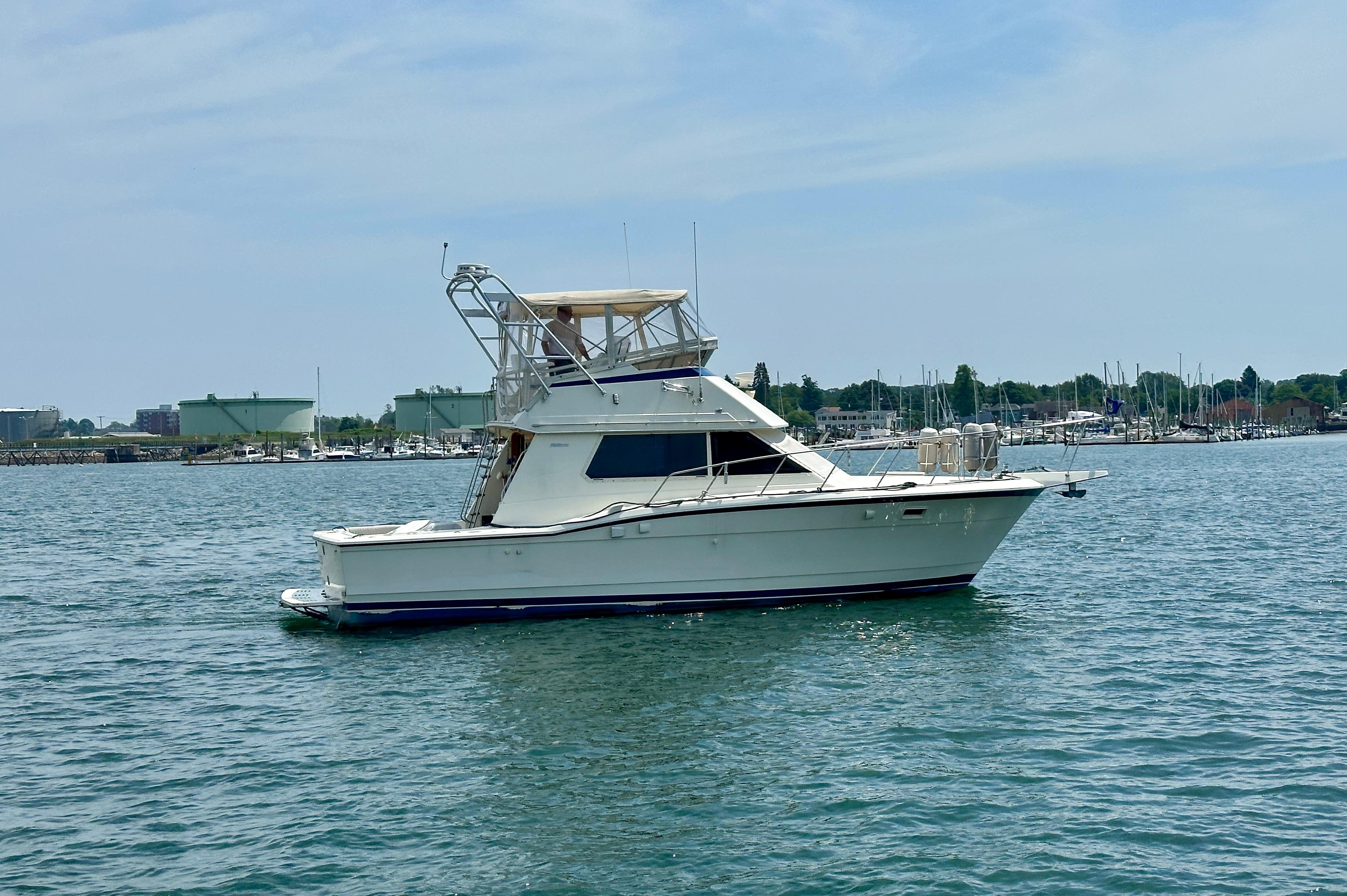 1985 Hatteras 36 Convertible Flybridge for sale - YachtWorld