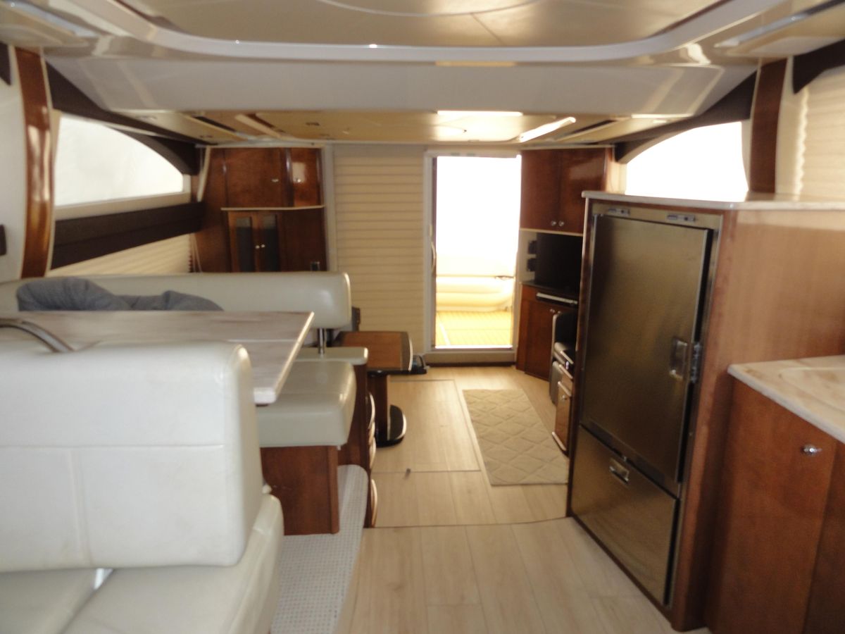 2009 Meridian 44 