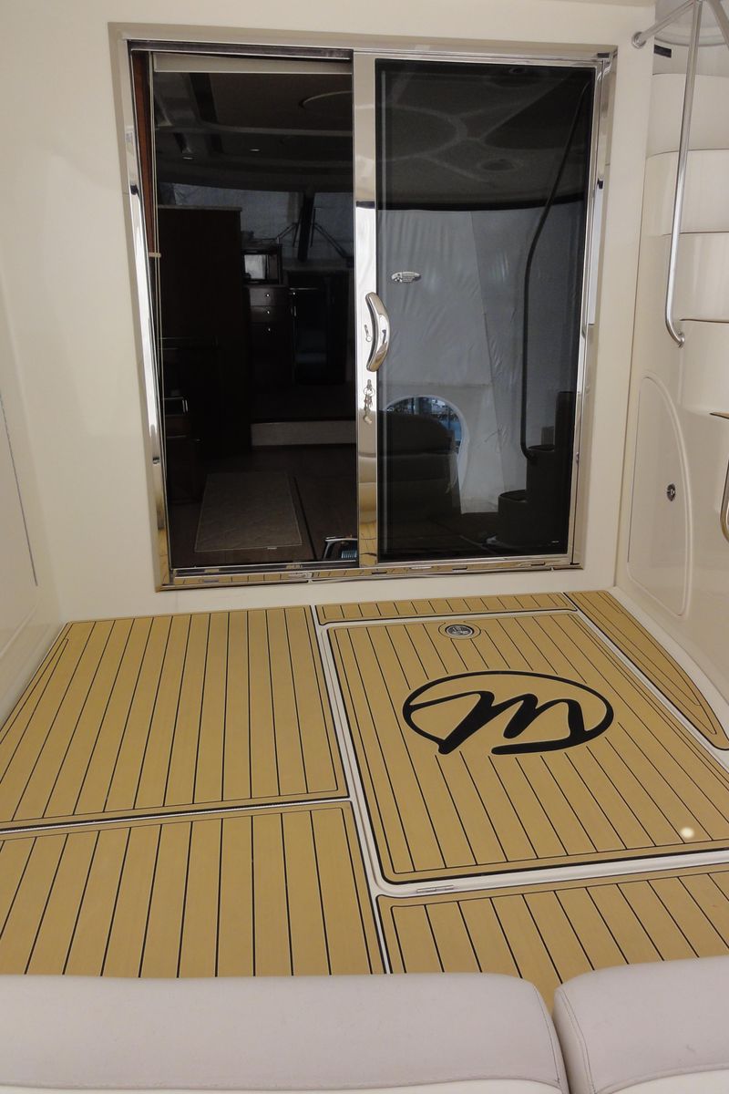 2009 Meridian 44 