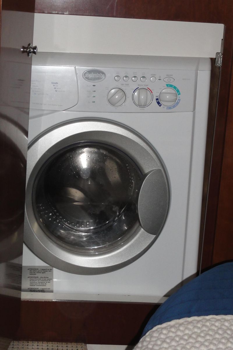 2009 Meridian 44 