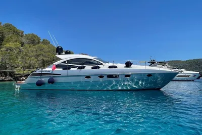 Pershing 46