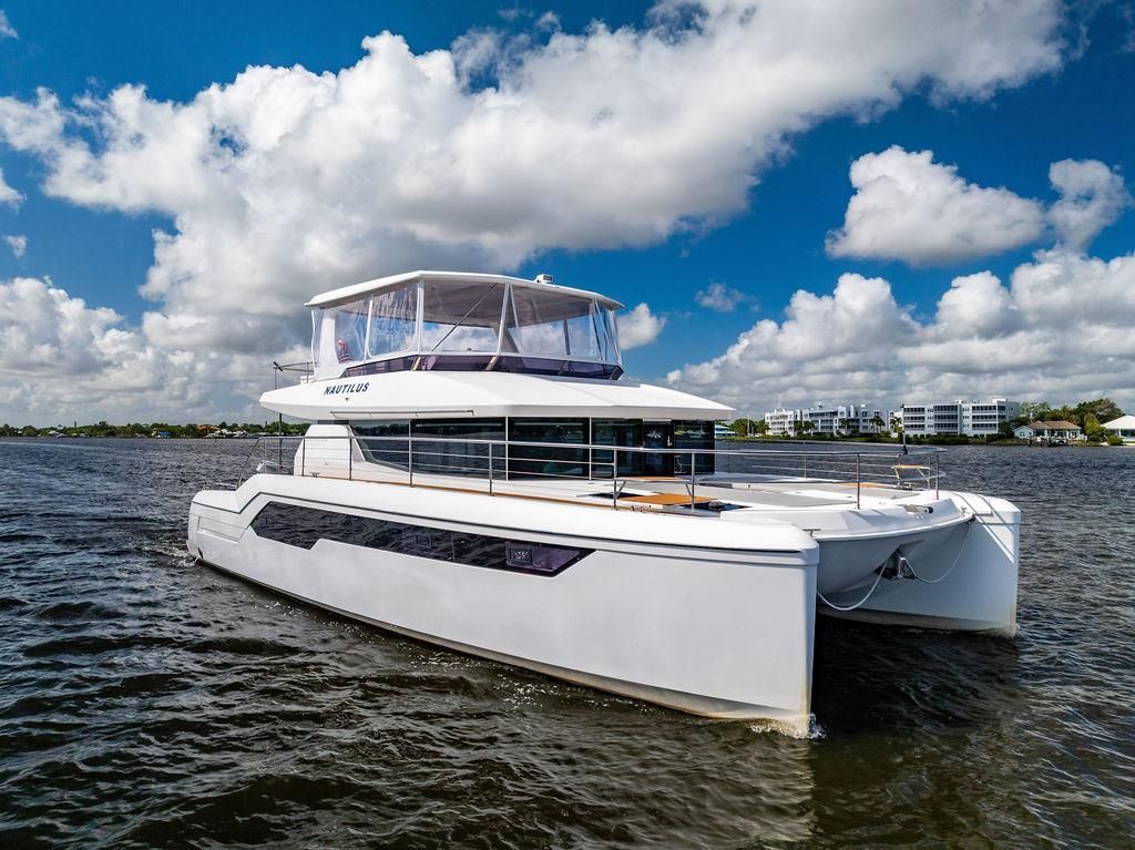 2021 Leopard 53 